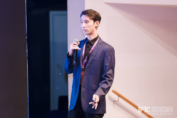 Finwex 香港会议瞬间，Dechat 与众多行业领袖的共同探讨